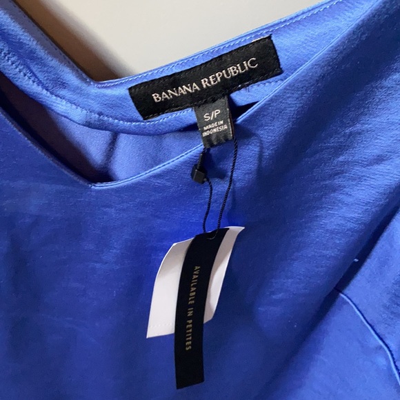 Banana Republic Satin Top - Picture 2 of 4